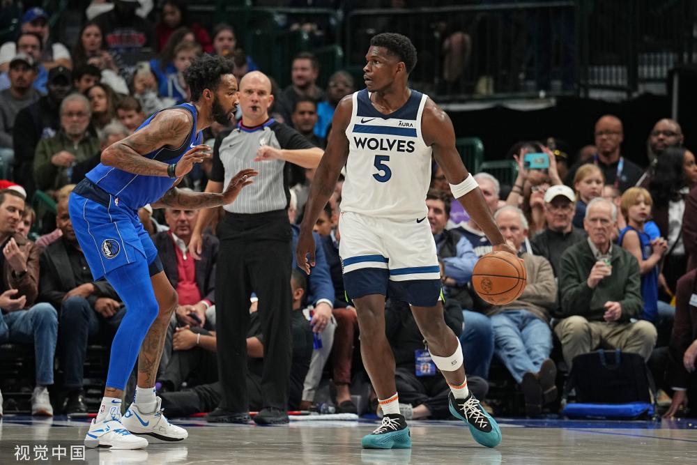 令人瞩目的 令人瞩目的