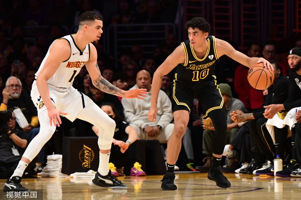 观众心潮澎 观众心潮澎